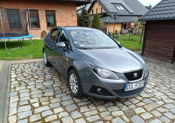 seat dolnośląskie Seat Ibiza cena 15900 przebieg: 149000, rok produkcji 2011 z Syców